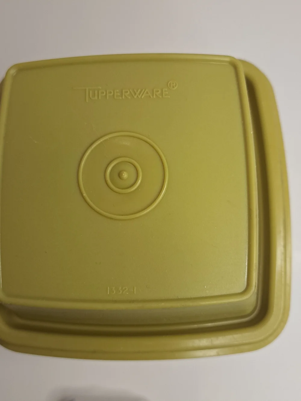 Tupperware Vintage Pickle Olive Keeper #1330-7 